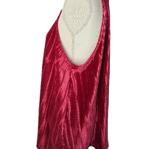 TORRID Red Halter Goddess Tank size 2x - Picture 5 of 7